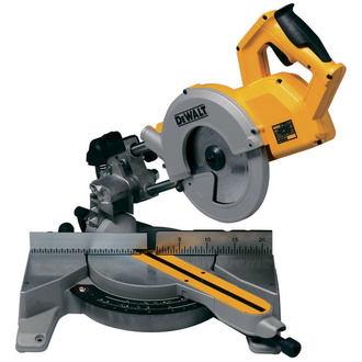 DeWalt Paneelsäge 216 mm, 1800 W