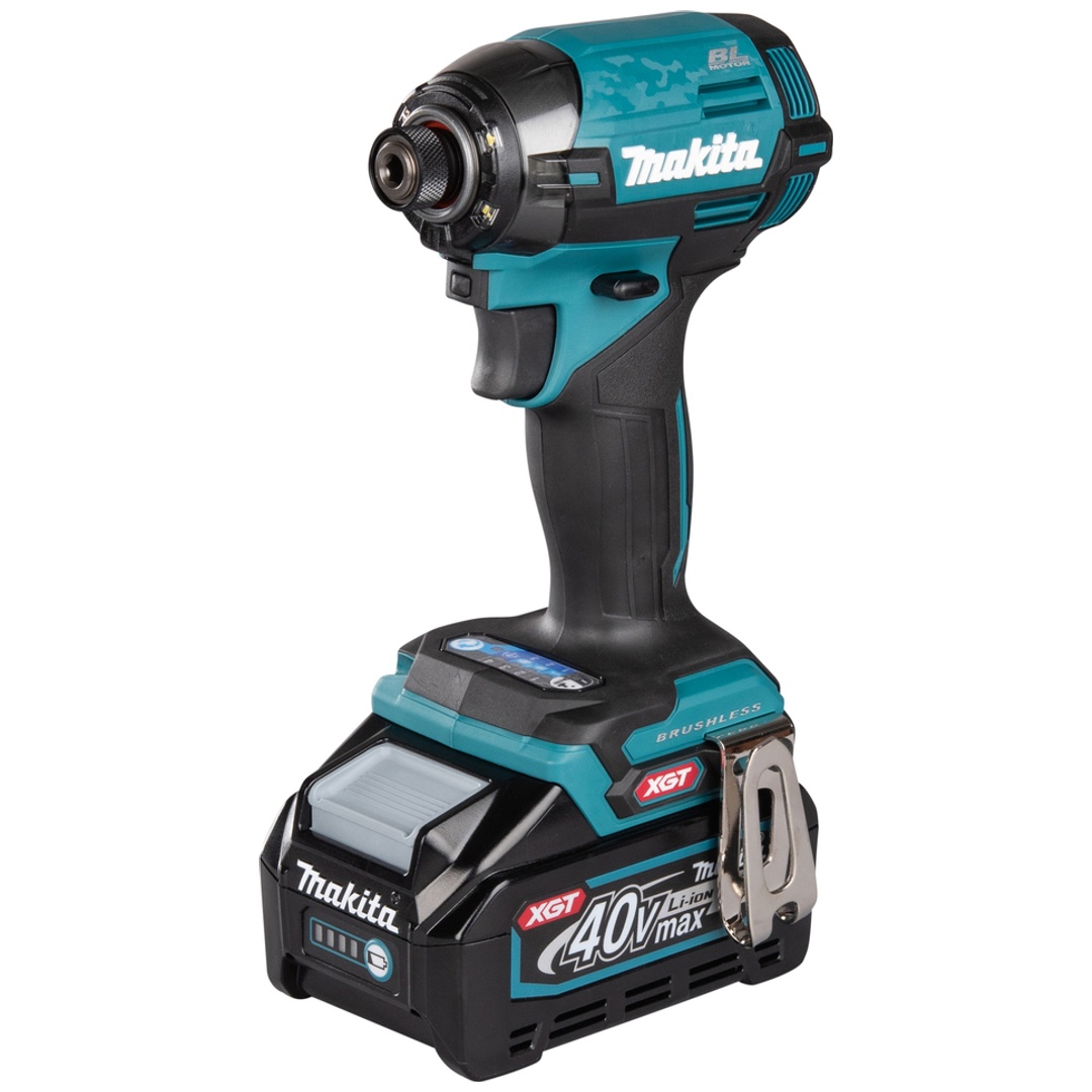 Makita Akku-Schlagschrauber 40 V, TD002GD201, incl. 2x Akku XGT 2,5 Ah, Schnellladegerät, Zubehör, Transportkoffer