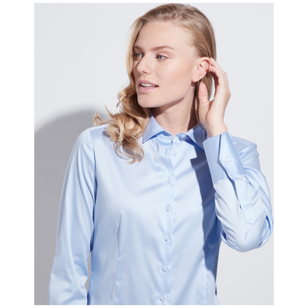 Eterna Bluse Popeline Stretch Tailliert D708 5352, Gr. 44 blau